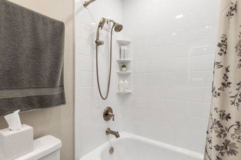 Tiny photo for 1050 Southbury Lane #C2, Wheeling, IL 60090 (MLS # 12433201)