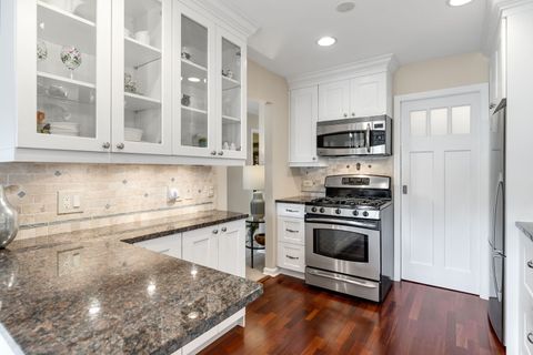 Tiny photo for 1050 Southbury Lane #C2, Wheeling, IL 60090 (MLS # 12433201)