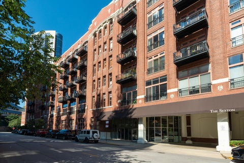 Photo of 360 W Illinois Street #8A, Chicago, IL 60654 (MLS # 12762186)