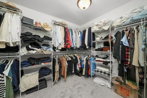 Tiny photo for 35080 N Oak Knoll Circle, Gurnee, IL 60031 (MLS # 12479583)