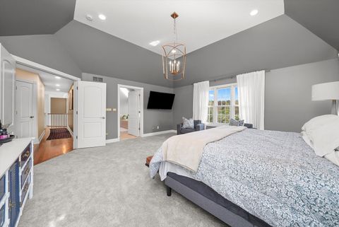 Tiny photo for 35080 N Oak Knoll Circle, Gurnee, IL 60031 (MLS # 12479583)