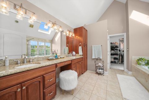 Tiny photo for 35080 N Oak Knoll Circle, Gurnee, IL 60031 (MLS # 12479583)