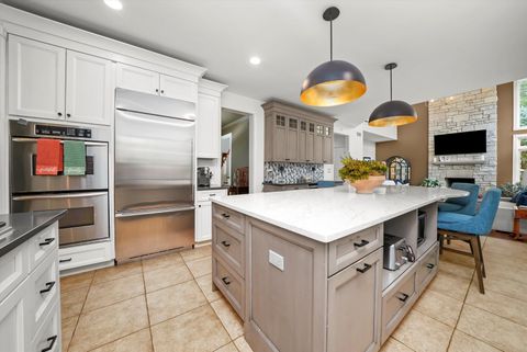 Tiny photo for 35080 N Oak Knoll Circle, Gurnee, IL 60031 (MLS # 12479583)