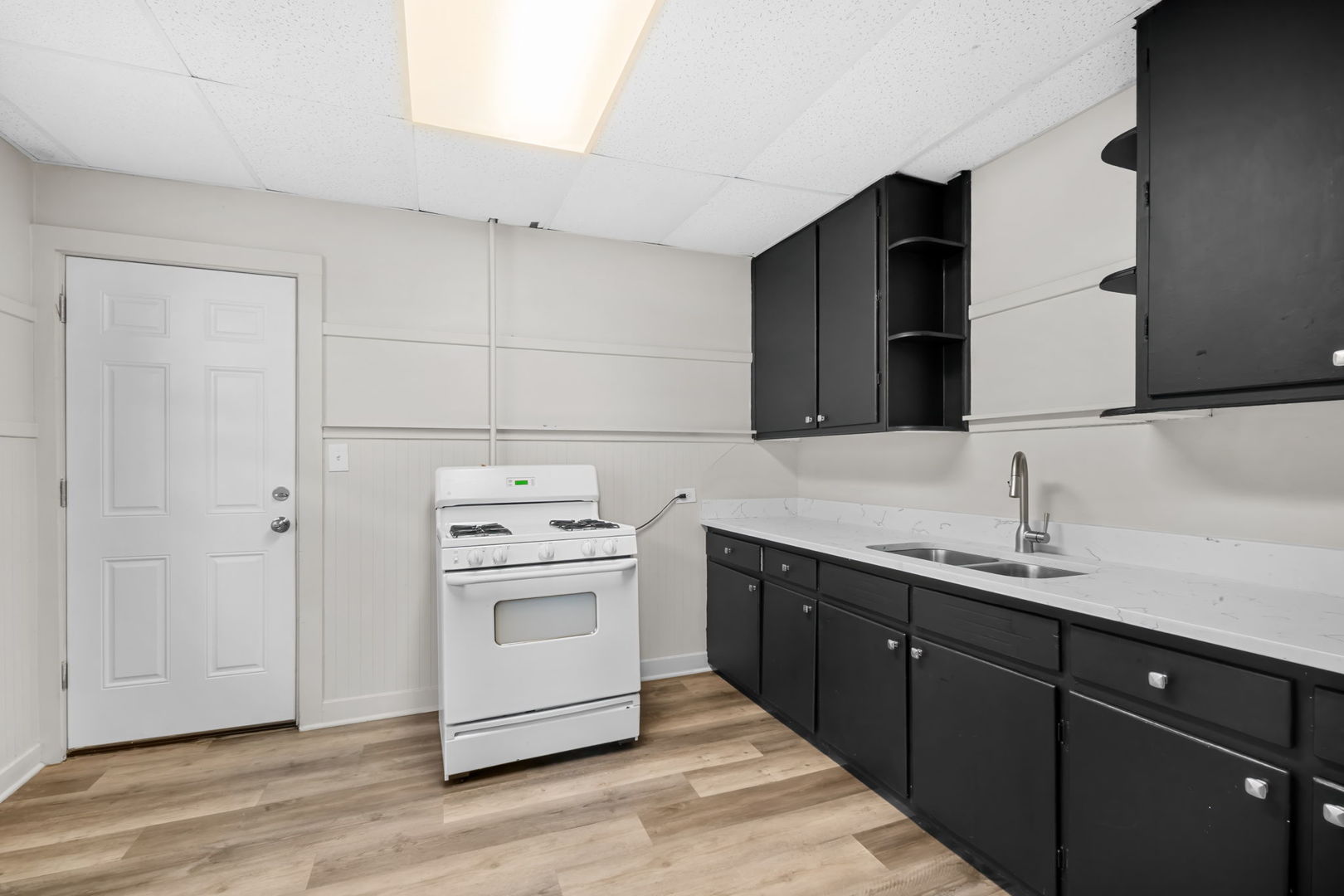 100 W 19th Street