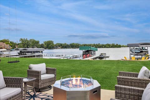 Tiny photo for 225 Edgewater Drive, Crystal Lake, IL 60014 (MLS # 12717109)