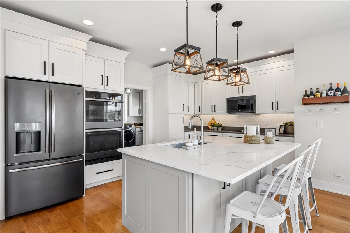 225 Edgewater Drive