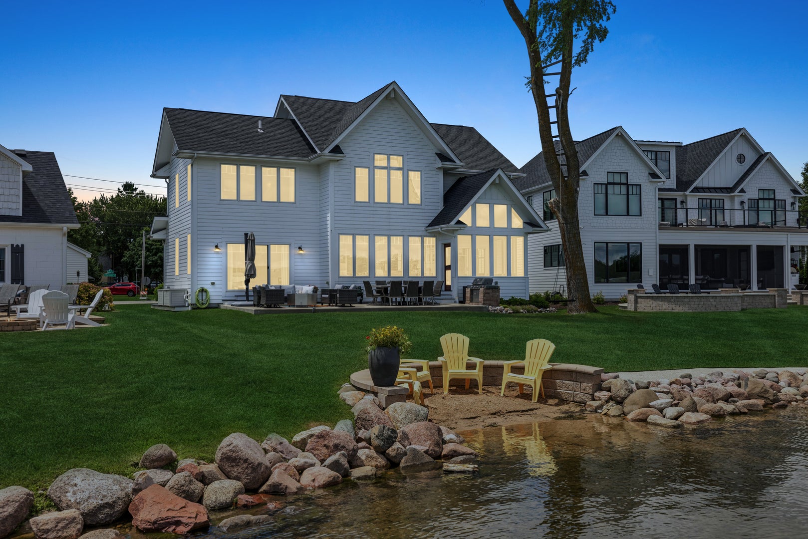 225 Edgewater Drive
