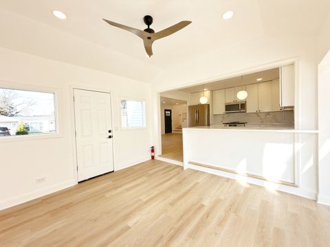 Tiny photo for 219 E Berkshire Avenue, Lombard, IL 60148 (MLS # 12606361)