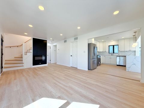 Tiny photo for 219 E Berkshire Avenue, Lombard, IL 60148 (MLS # 12606361)