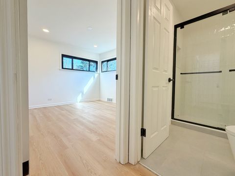 Tiny photo for 219 E Berkshire Avenue, Lombard, IL 60148 (MLS # 12606361)