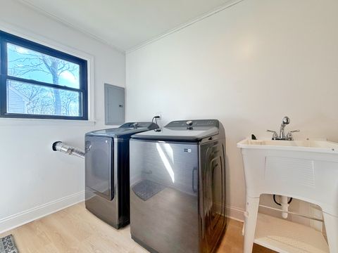 Tiny photo for 219 E Berkshire Avenue, Lombard, IL 60148 (MLS # 12606361)