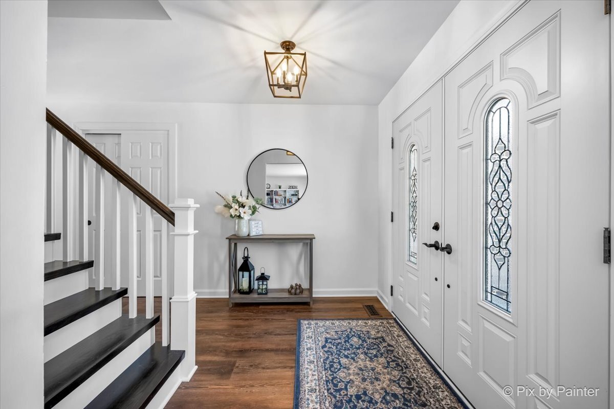 633 N Bel Aire Terrace