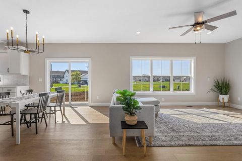 Tiny photo for 500 Prairie Meadows Drive, Heyworth, IL 61745 (MLS # 12497213)