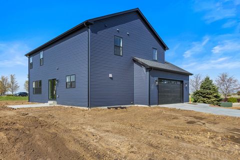 Tiny photo for 500 Prairie Meadows Drive, Heyworth, IL 61745 (MLS # 12497213)