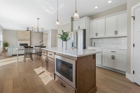 Tiny photo for 500 Prairie Meadows Drive, Heyworth, IL 61745 (MLS # 12497213)