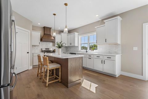Tiny photo for 500 Prairie Meadows Drive, Heyworth, IL 61745 (MLS # 12497213)