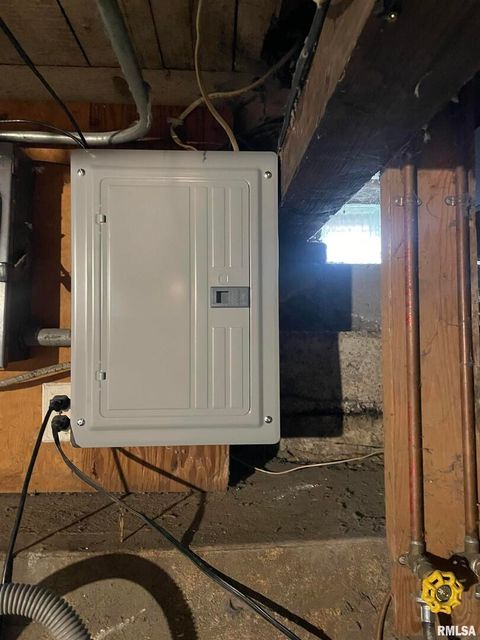 Tiny photo for 403 E CHESTNUT Street, Geneseo, IL 61254 (MLS # QC4268279)