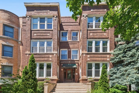 Photo of 4340 N Sheridan Road #2s, Chicago, IL 60613 (MLS # 12623690)