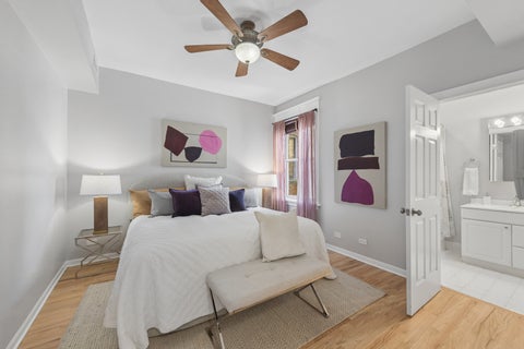 Tiny photo for 4340 N Sheridan Road #2s, Chicago, IL 60613 (MLS # 12623690)