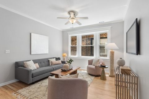 Tiny photo for 4340 N Sheridan Road #2s, Chicago, IL 60613 (MLS # 12623690)
