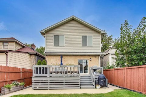 Tiny photo for 5013 W Dakin Street, Chicago, IL 60641 (MLS # 12487384)
