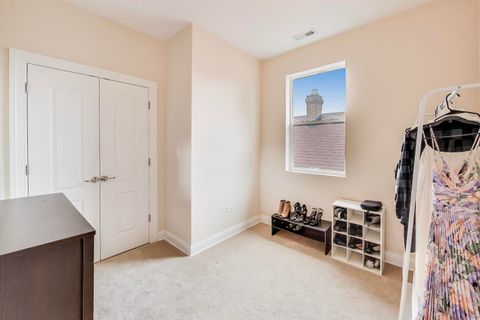 Tiny photo for 5013 W Dakin Street, Chicago, IL 60641 (MLS # 12487384)