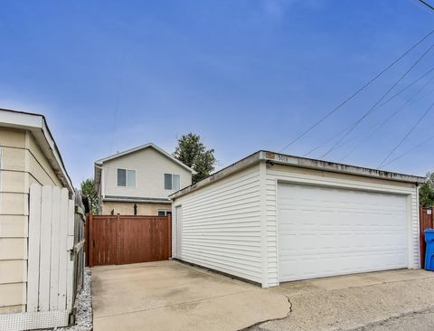 Tiny photo for 5013 W Dakin Street, Chicago, IL 60641 (MLS # 12487384)