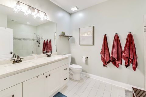 Tiny photo for 5013 W Dakin Street, Chicago, IL 60641 (MLS # 12487384)