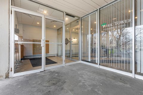 Tiny photo for 1043 S YORK Road #209, Bensenville, IL 60106 (MLS # 12607555)