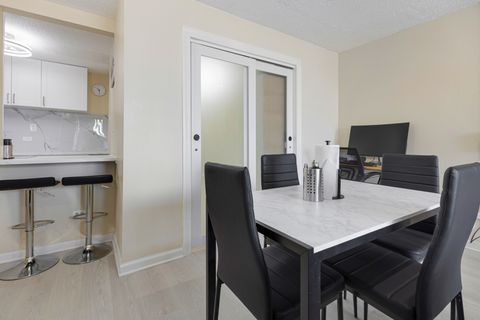 Tiny photo for 1043 S YORK Road #209, Bensenville, IL 60106 (MLS # 12607555)