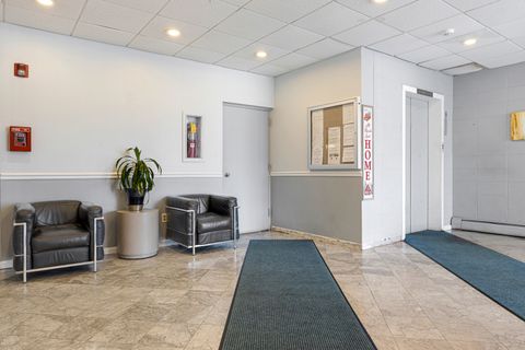 Tiny photo for 1043 S YORK Road #209, Bensenville, IL 60106 (MLS # 12607555)