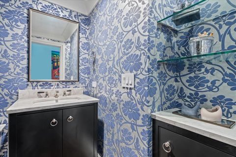 Tiny photo for 117 Belle Avenue, Highland Park, IL 60035 (MLS # 12455514)