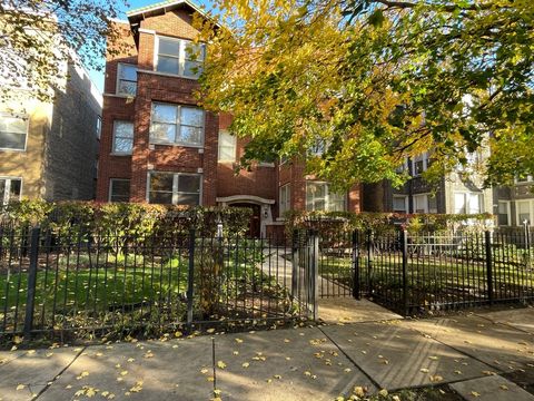 4413 N Malden Street 2S Chicago IL 60640
