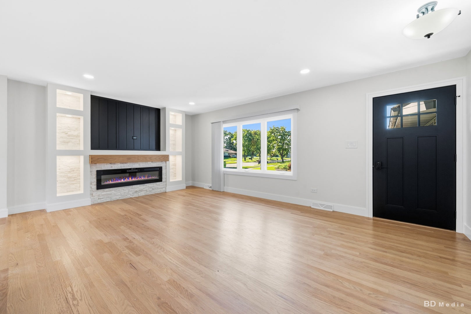 709 N Reef Road