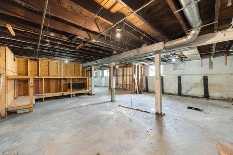 Tiny photo for 13 W 37th Street, Steger, IL 60475 (MLS # 12762183)