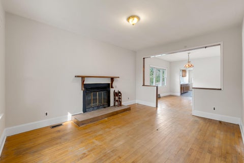 Tiny photo for 13 W 37th Street, Steger, IL 60475 (MLS # 12762183)