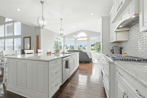 Tiny photo for 26 N Berkshire Lane, Round Lake, IL 60073 (MLS # 12452905)