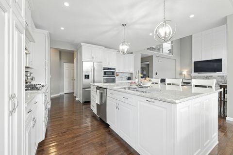 Tiny photo for 26 N Berkshire Lane, Round Lake, IL 60073 (MLS # 12452905)