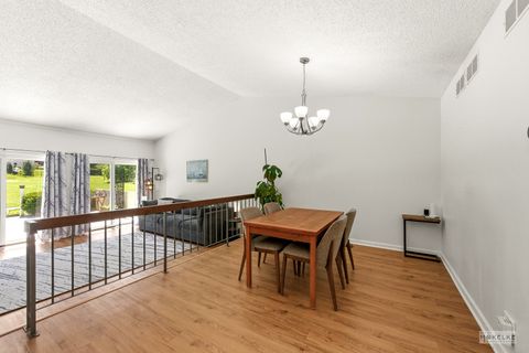 Tiny photo for 6424 Ashford Court, Lisle, IL 60532 (MLS # 12658432)
