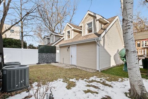 Tiny photo for 323 Sherman Avenue, Evanston, IL 60202 (MLS # 12578336)