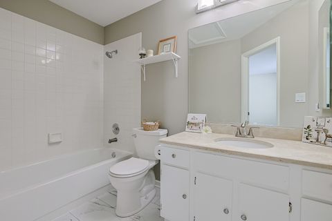 Tiny photo for 2004 Waverly Lane, Algonquin, IL 60102 (MLS # 12616735)