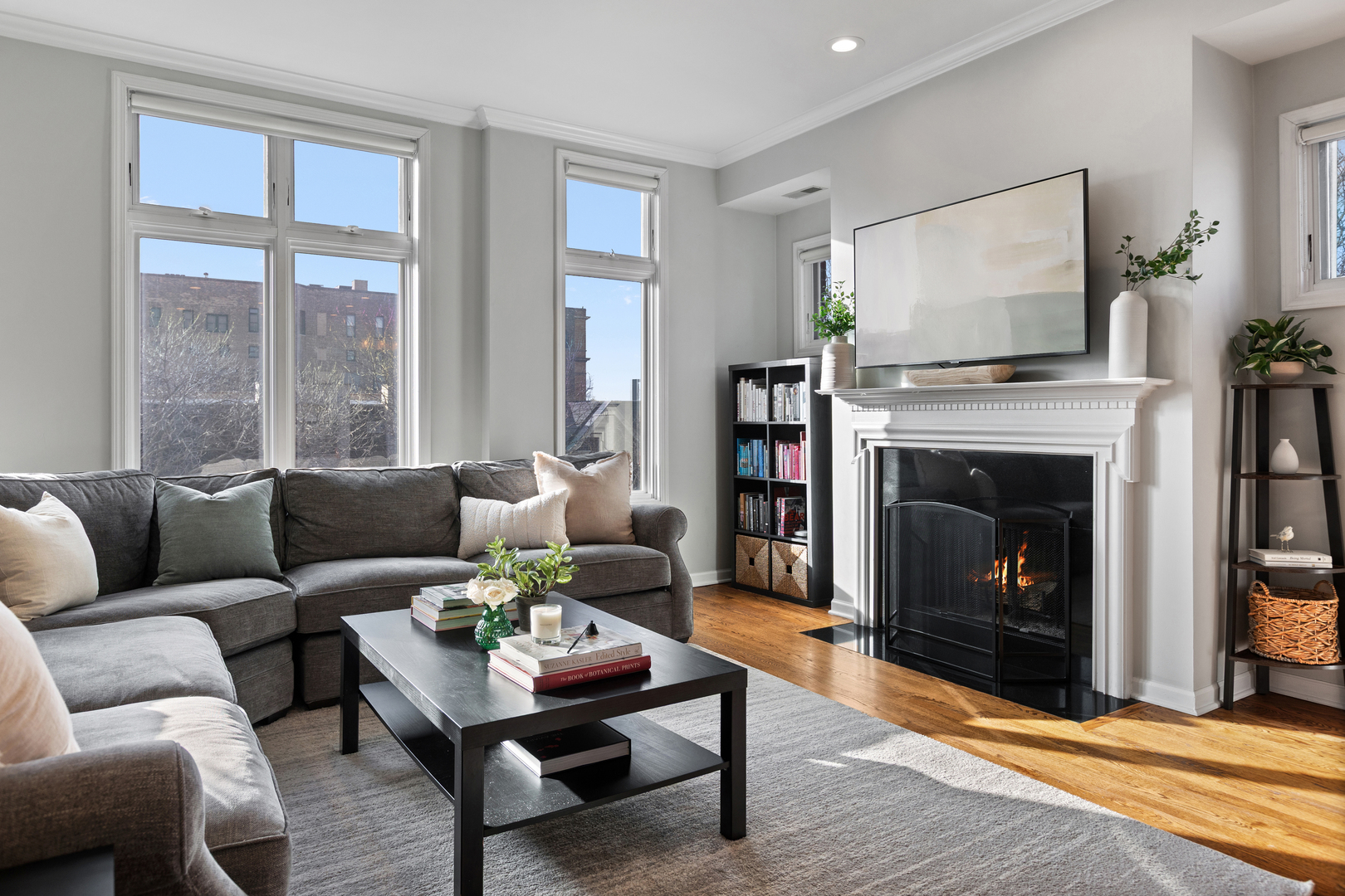 540 W Oakdale Avenue 4W