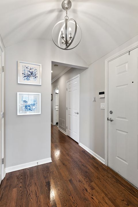 Tiny photo for 540 W Oakdale Avenue #4W, Chicago, IL 60657 (MLS # 12545842)