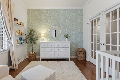 Tiny photo for 540 W Oakdale Avenue #4W, Chicago, IL 60657 (MLS # 12545842)