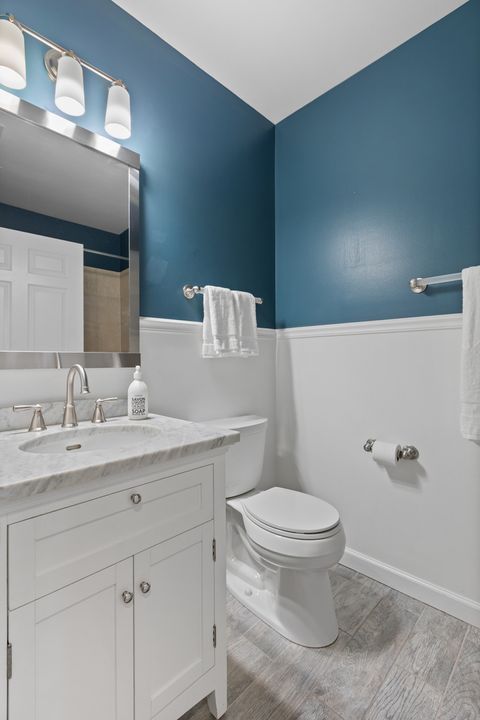 Tiny photo for 540 W Oakdale Avenue #4W, Chicago, IL 60657 (MLS # 12545842)