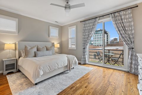 Tiny photo for 540 W Oakdale Avenue #4W, Chicago, IL 60657 (MLS # 12545842)