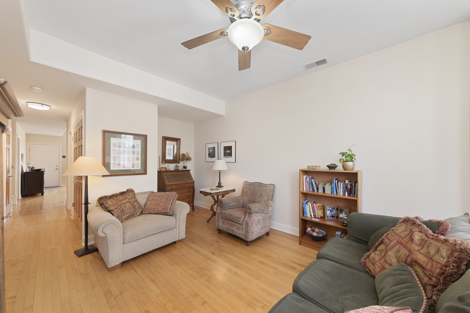 1223 S ELMWOOD Avenue TWO