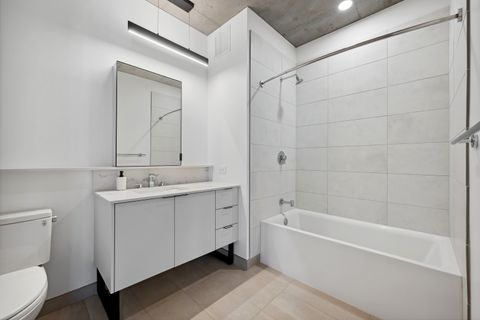 Tiny photo for 234 W Polk Street #2610, Chicago, IL 60607 (MLS # 12493717)