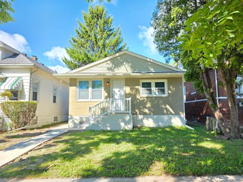 Photo of 1308 Adams Street, North Chicago, IL 60064 (MLS # 12453931)