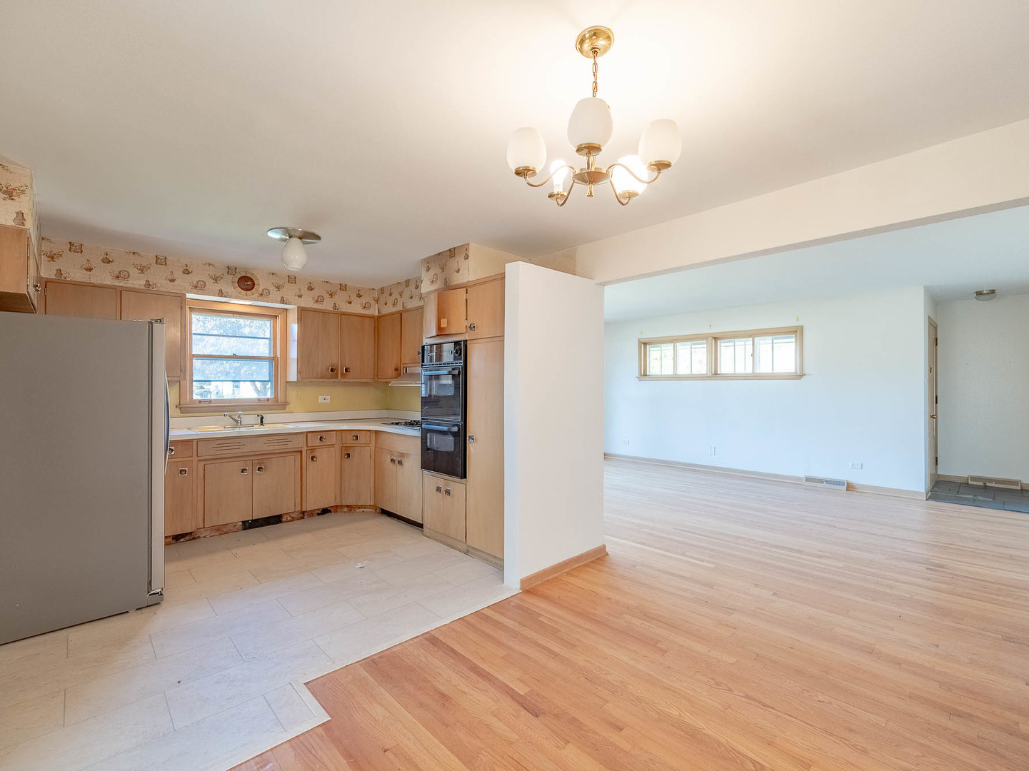 12443 S McVickers Avenue